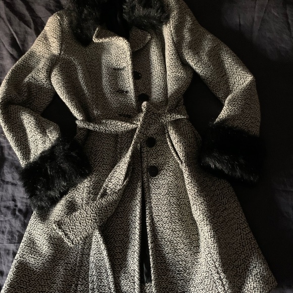 The Coat Daily Day, Fall or  Winter Long Coat Regular Fit. - Picture 11 of 11